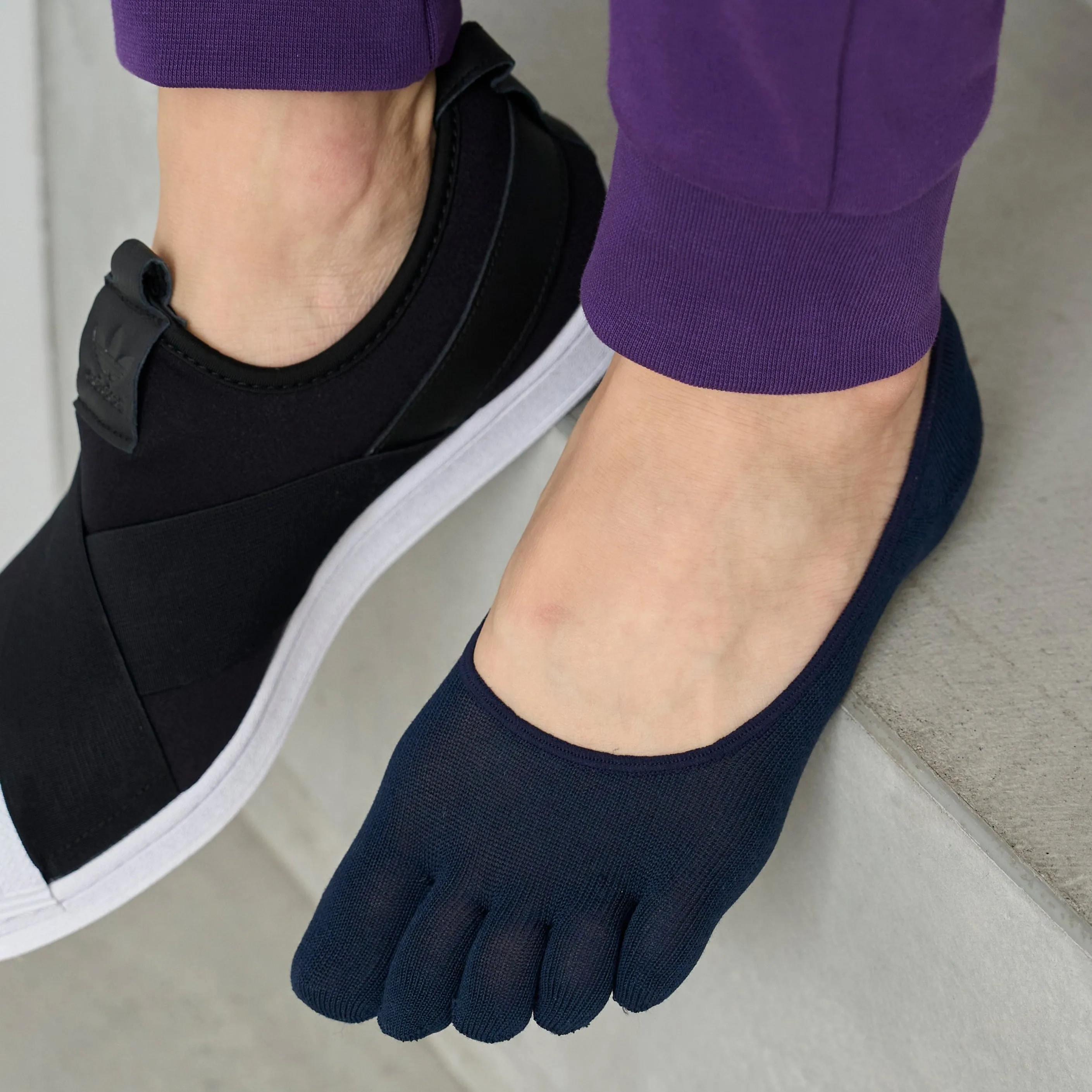062110177 Lyocell Toe No-Show Socks M