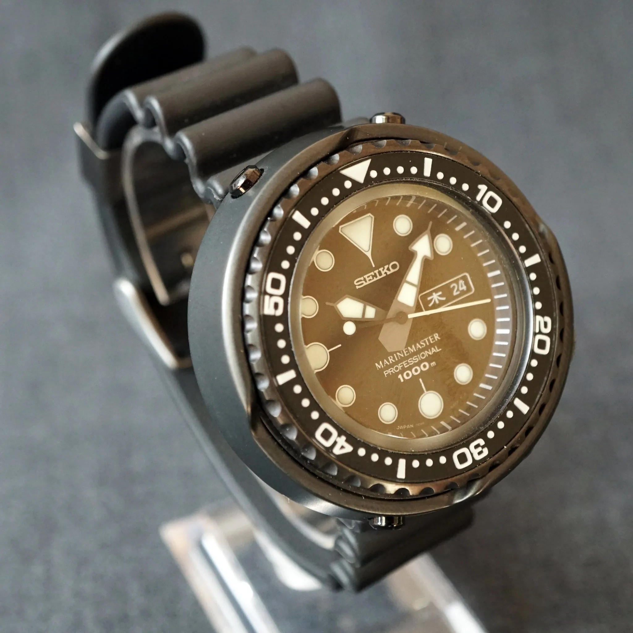 2015 SEIKO MARINEMASTER "DARTH TUNA" 1000M SBBN013 / 7C46-0AA0 DIVERS WATCH