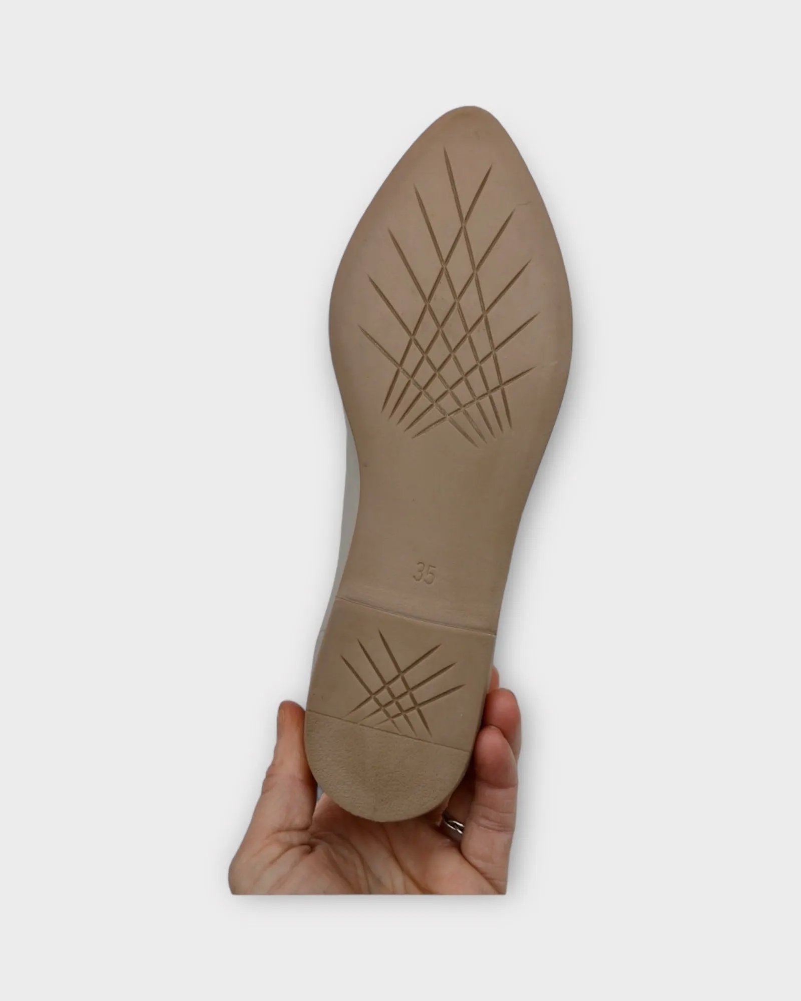 Bueno Blaze Size 35 only