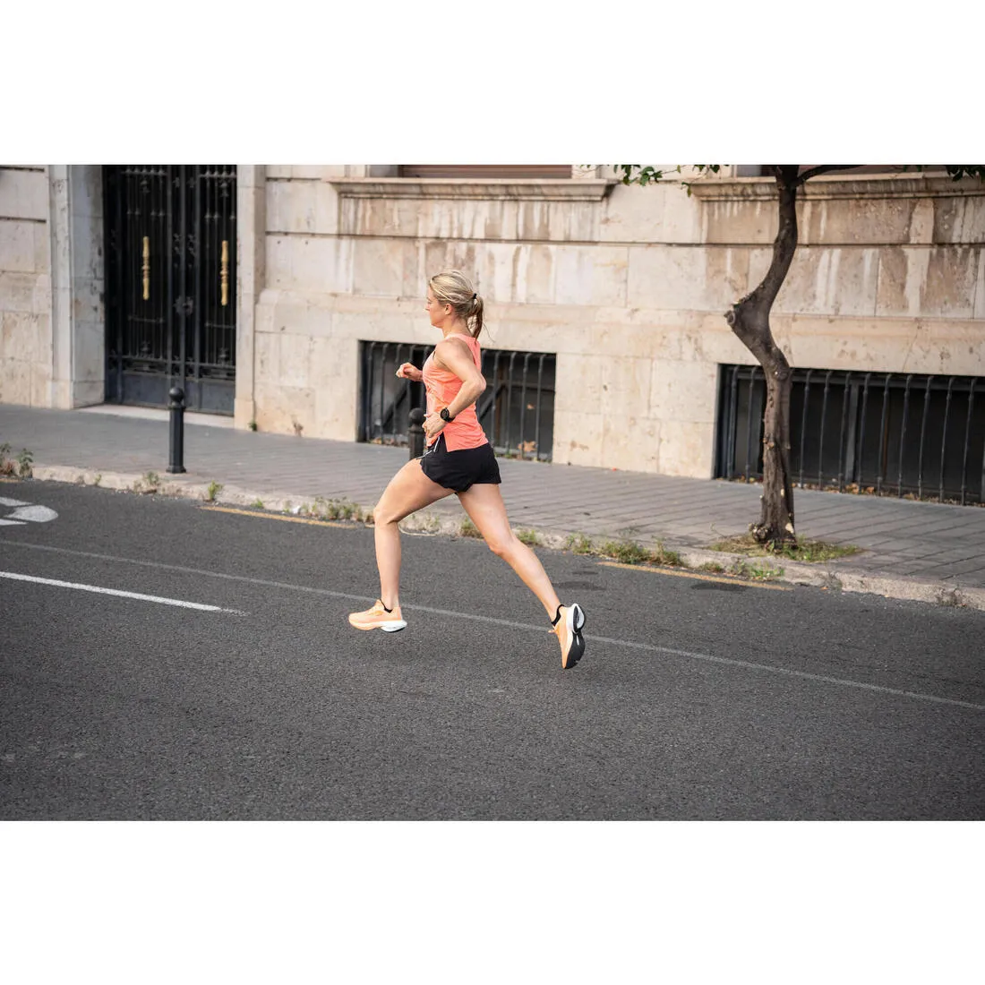 Chaussures running Femme - KIPRUN KD900 corail