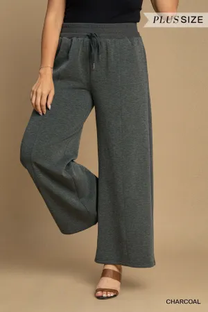Curvy Black LuxeKnit Pant