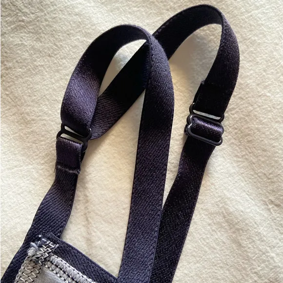 LULULEMON If You’re Lucky Luxtreme Convertible Sports Bra‎ Moody Mirage