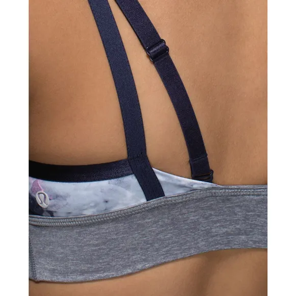 LULULEMON If You’re Lucky Luxtreme Convertible Sports Bra‎ Moody Mirage