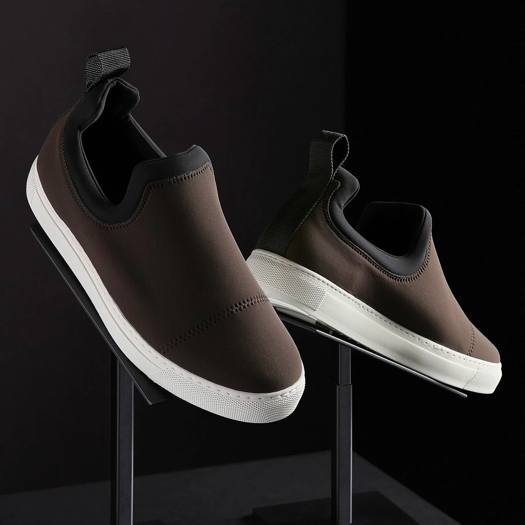 Men's Zuma Scuba Slip On - Kona