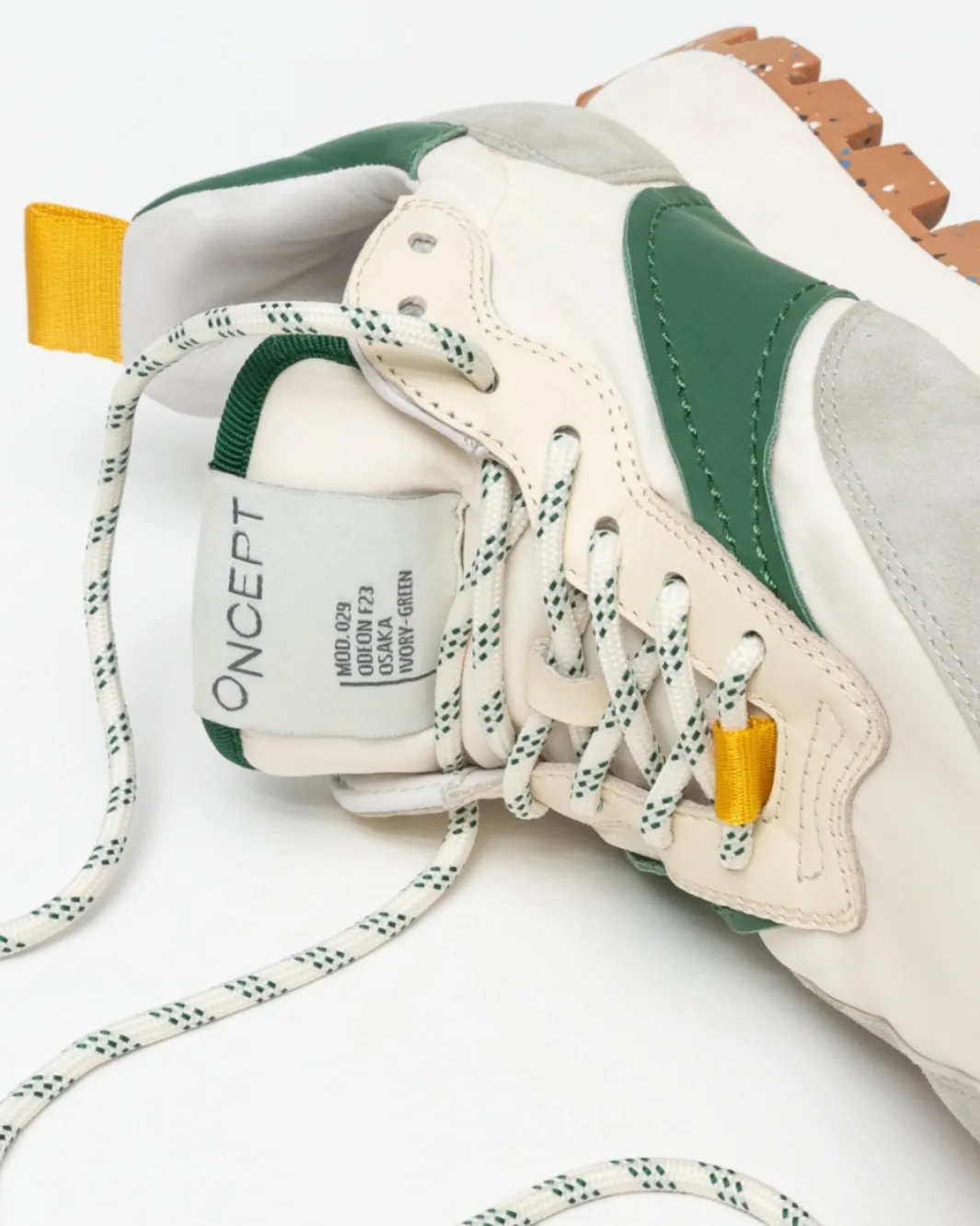 OSAKA IN IVORY-GREEN