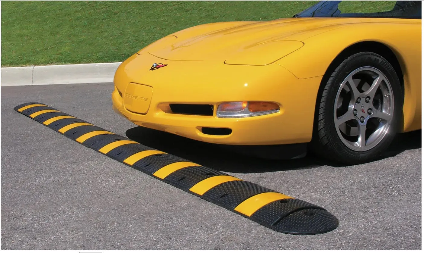 Premium Striped Speed Bump
