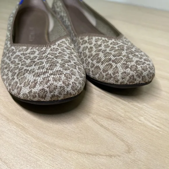 Rothy's Tan Leopard Print The Flat Size 10.5 Women's Round Toe Flats EUC