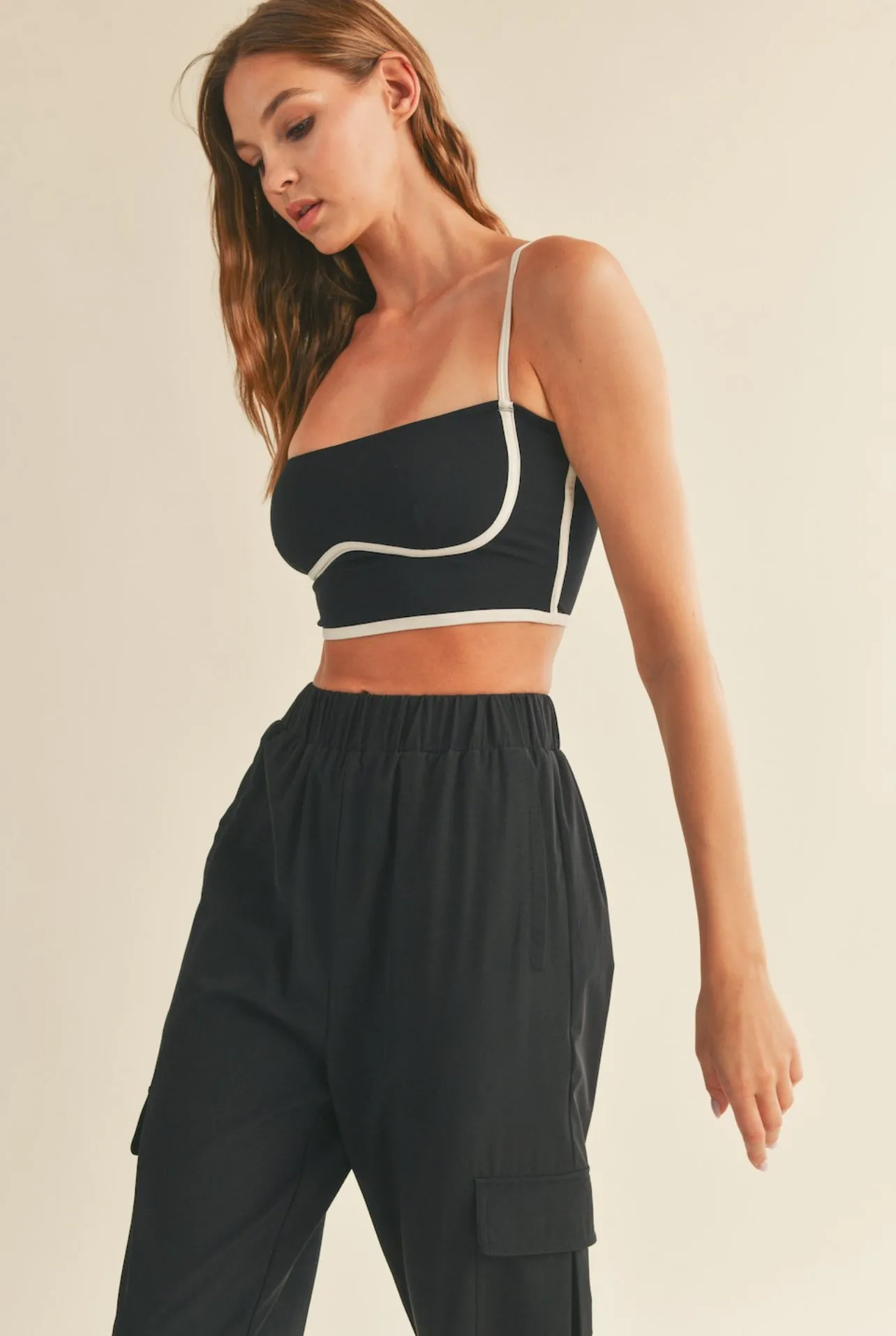 Sculpting Sports Bra (Black)