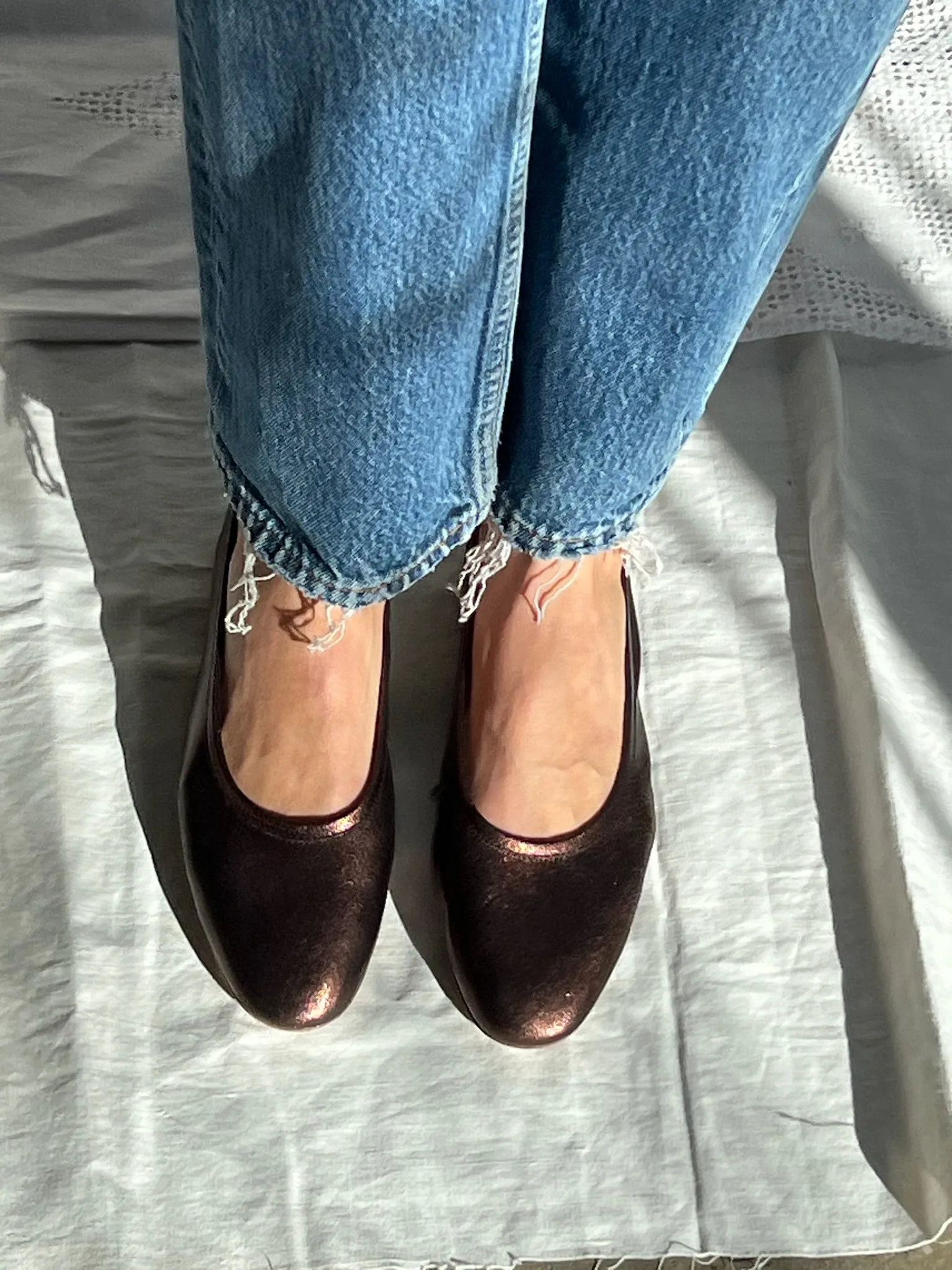 SERAFINA FLAT, DEEP BRASS