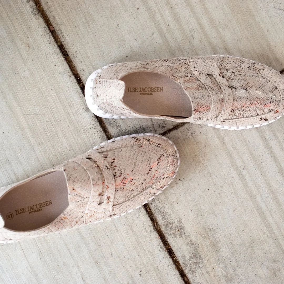 Tulip 3868 in Metallic Snake