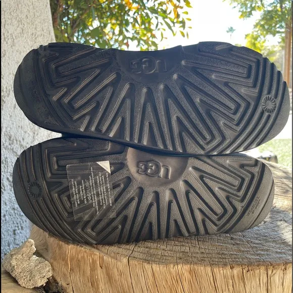 Ugg Kids Daelynn Boot Black