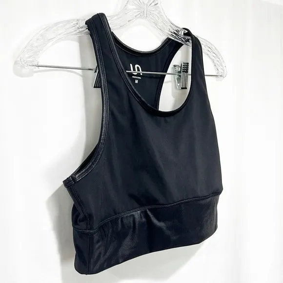 Urban Savage Stash Bra Pocket Sports Bra w Satin Trim in Black Medium