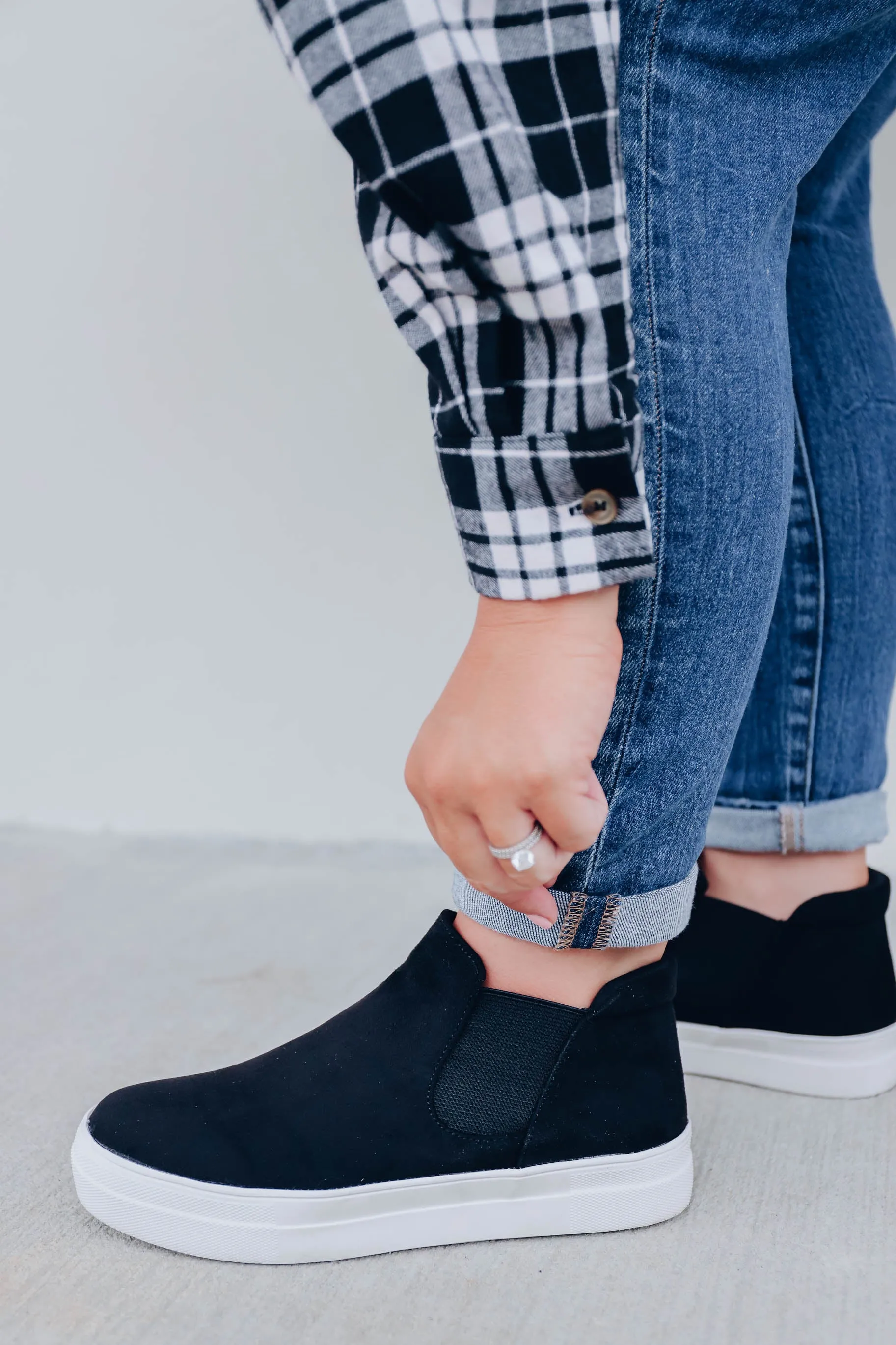 Viana Slip on Sneaker - Black